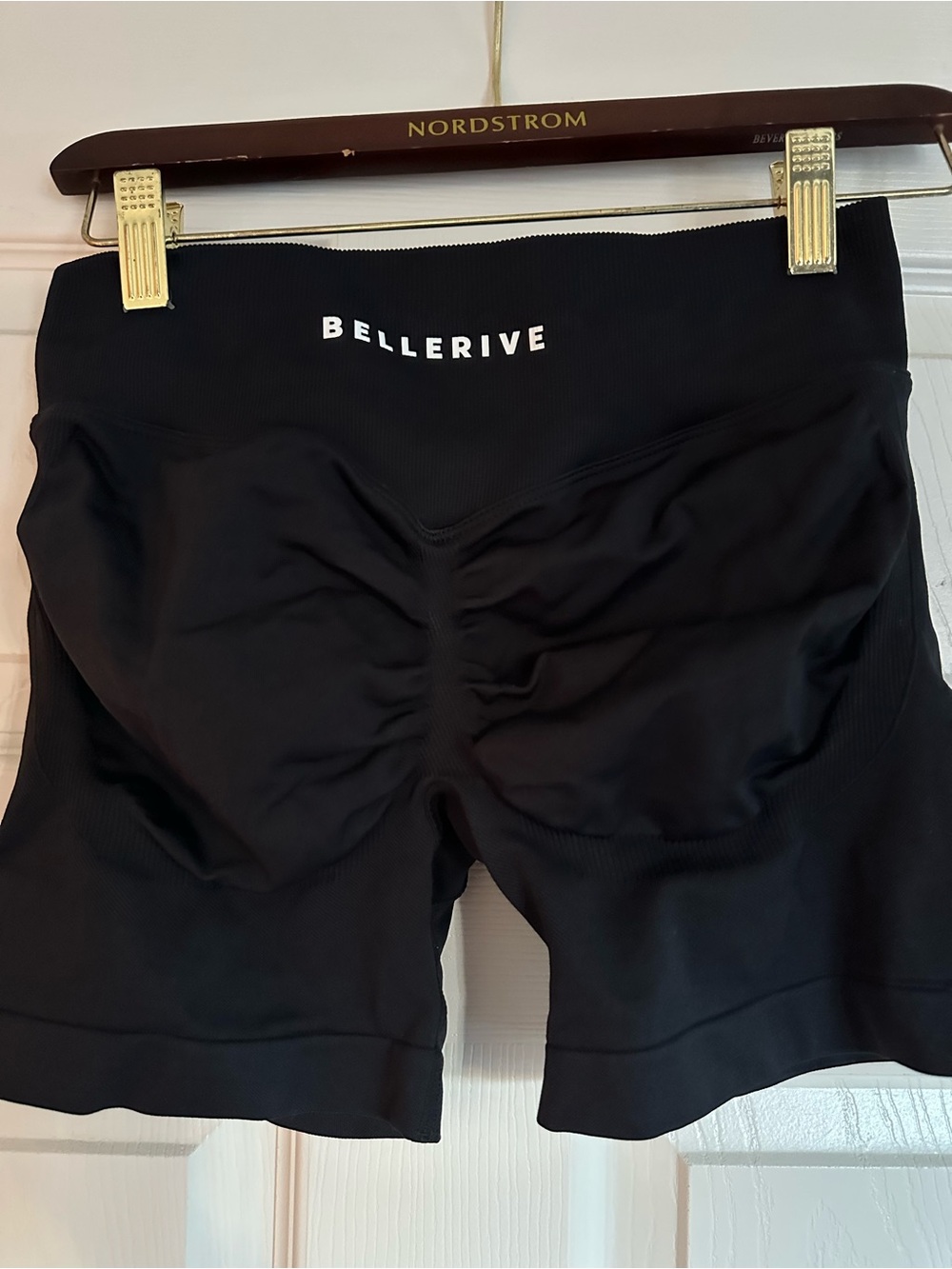 Bellerive France Sculpt Seamless Booty Scrunch Biker Gym Shorts Black M